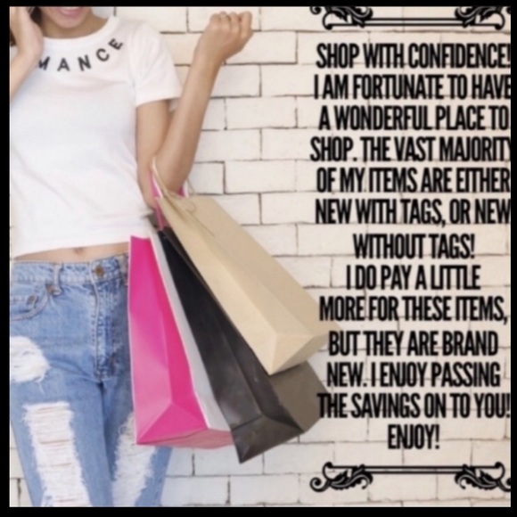 Stylish Leopard Print Sneakers with Pink Laces - Picture 7 of 7